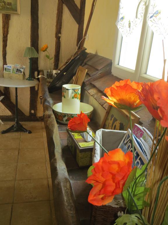Bed and Breakfast Les Logis Du Breuil Marcheville Экстерьер фото