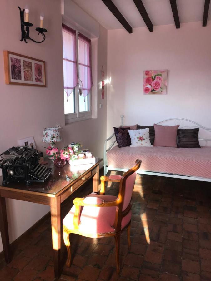 Bed and Breakfast Les Logis Du Breuil Marcheville Экстерьер фото